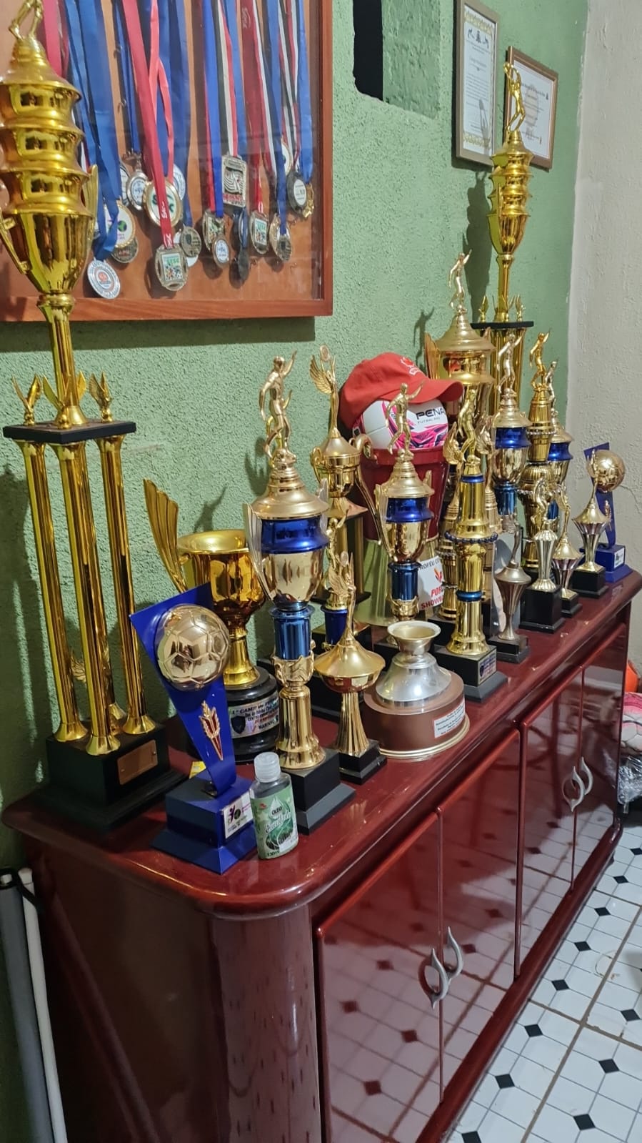 Troféu 4 — Chute Certo F.C.